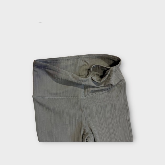 NWT Rivals & Resilience women's yoga legging/bra set - women's size Small - NWT - Picture 13 of 13